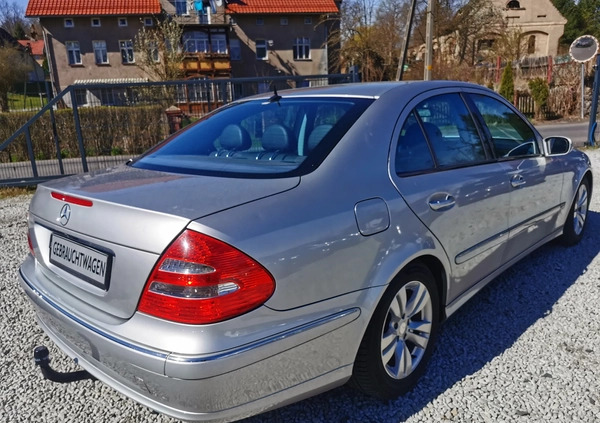 Mercedes-Benz Klasa E cena 22900 przebieg: 299899, rok produkcji 2003 z Stary Sącz małe 596